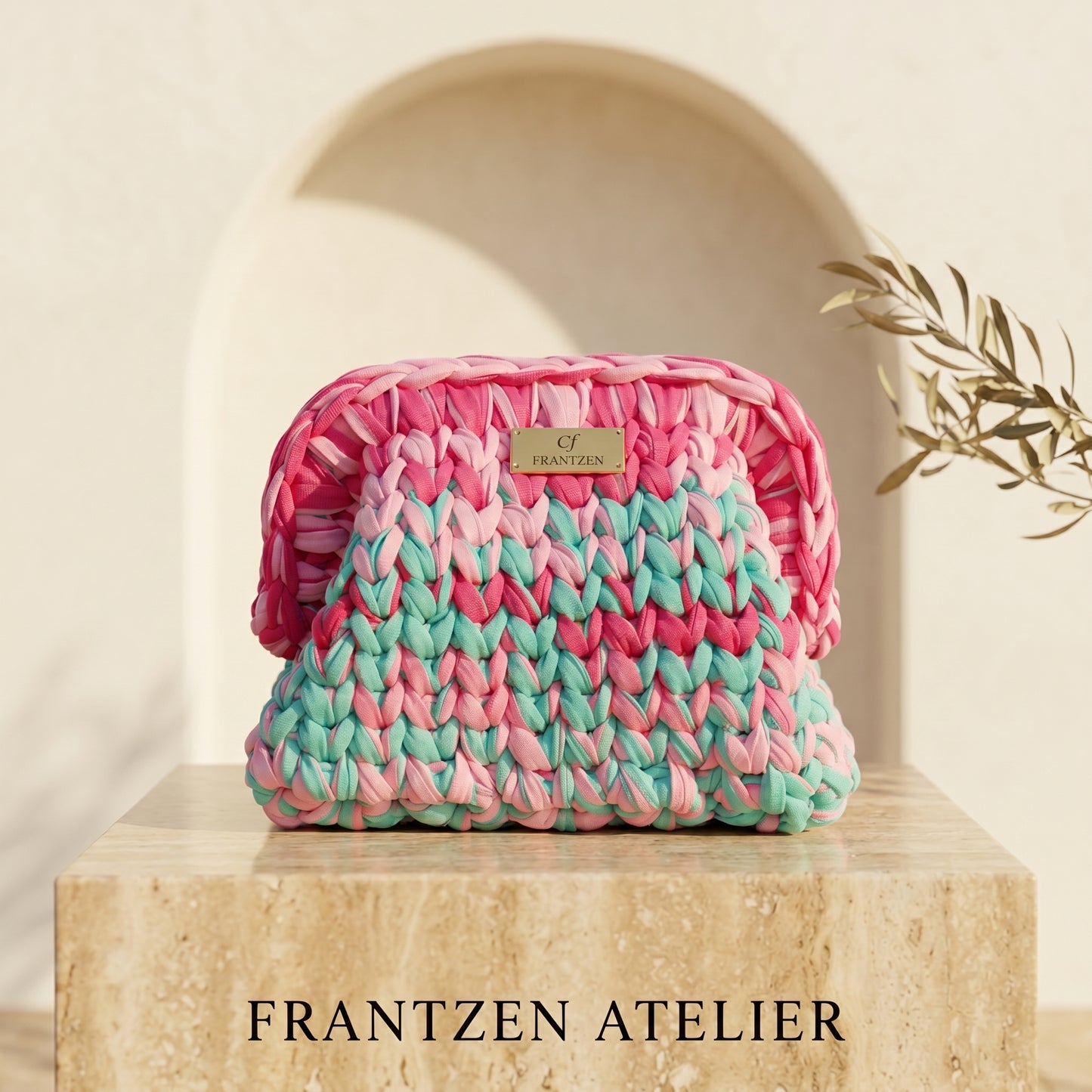 Noa Statement Bag